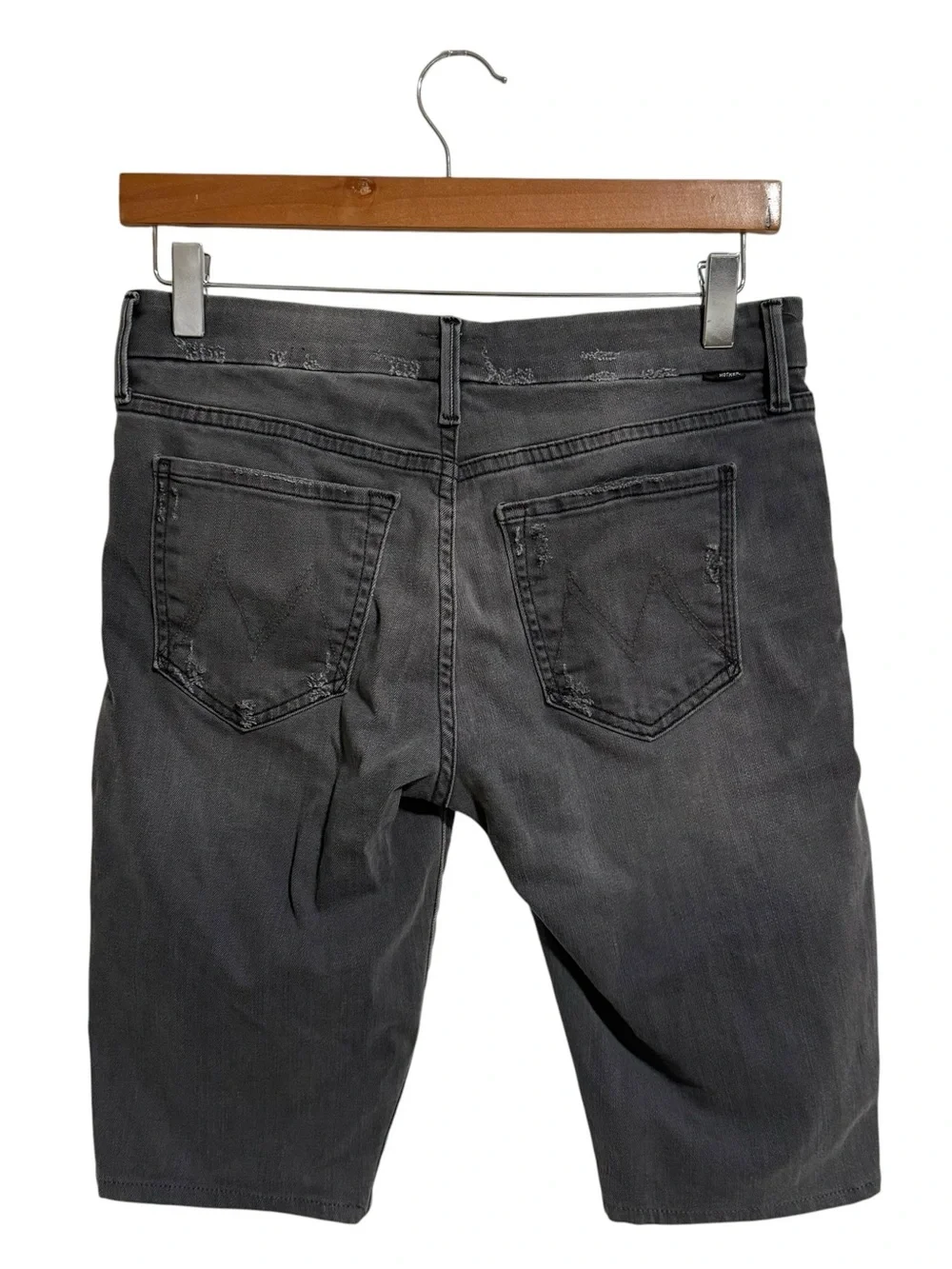 Mother The Looker Bermuda Knee Short  in Last Chance Saloon Wash size 28 gray